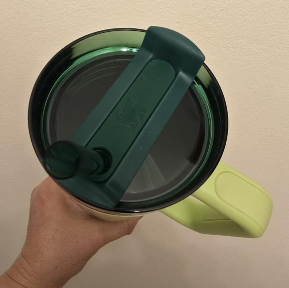 NWT 2025 LATAM Starbucks Stanley Collab, Quencher Tumbler, 30 Oz - Picture 6 of 11